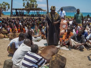 Lora sitting next to the King of the Antakarana as he proclaims to the ancestors the reason for their sacrifice.