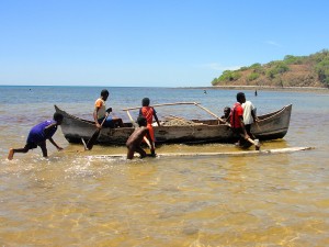 A typical local canoe on Nosy Mitsio.